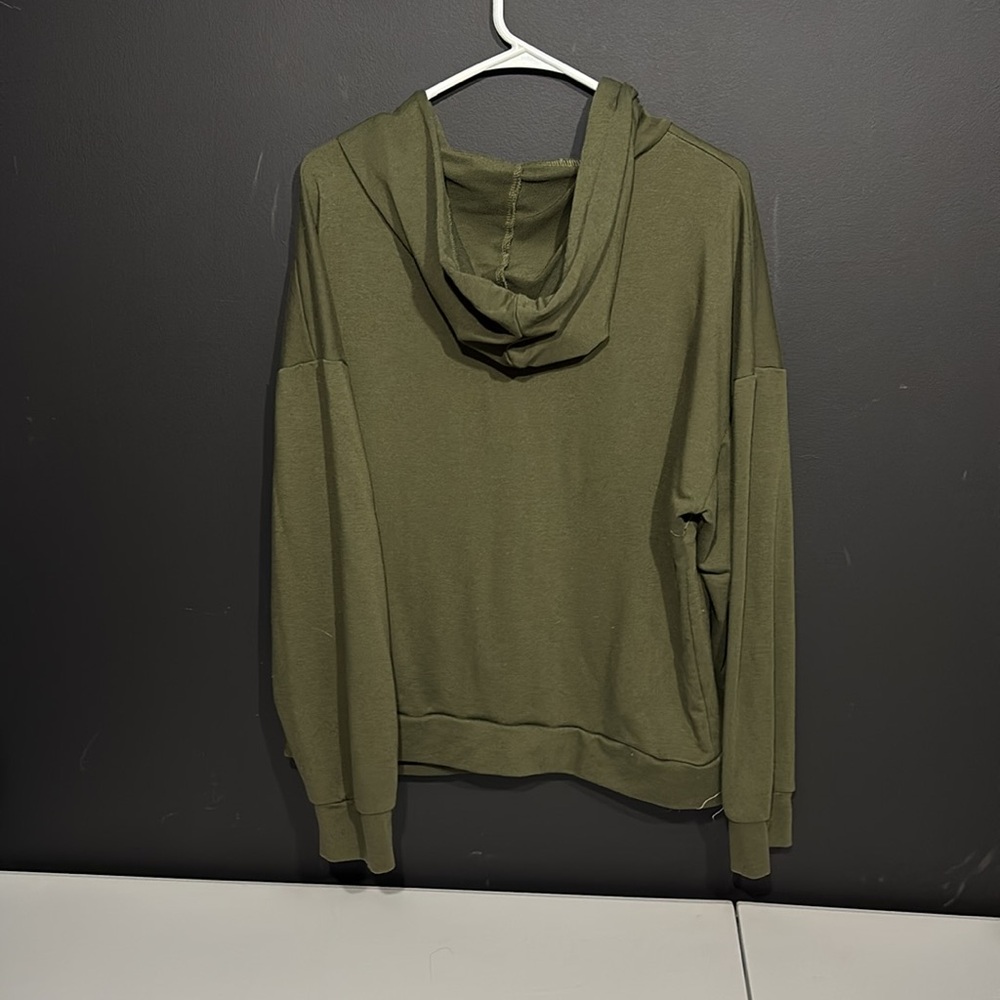 SHEIN Hoodie - Picture 5 of 7